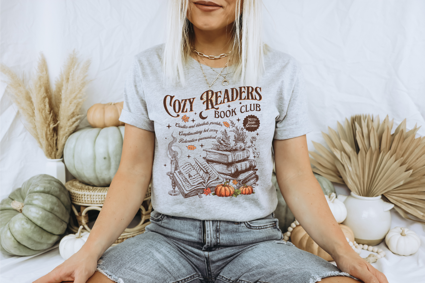 COZY READER FALL AUTUMN GRAPHIC TEE