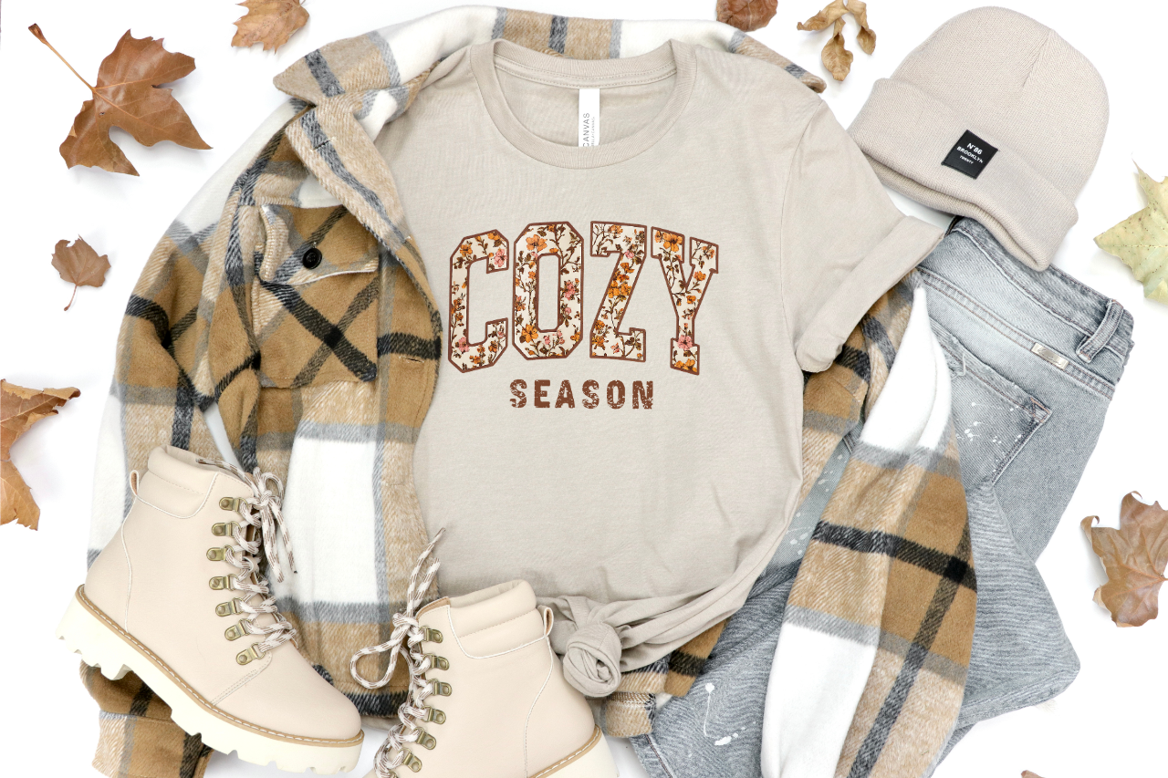 COZY SEASON FALL THANKSGIVING GRAPHIC TEE