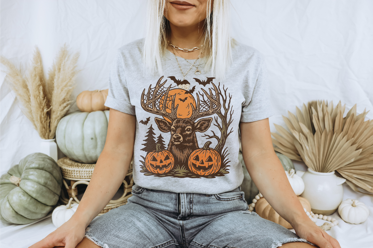 RETRO HALLOWEEN DEER FALL GRAPHIC TEE