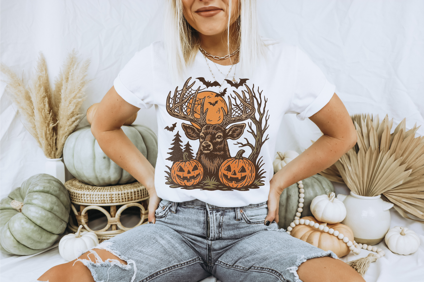 RETRO HALLOWEEN DEER FALL GRAPHIC TEE