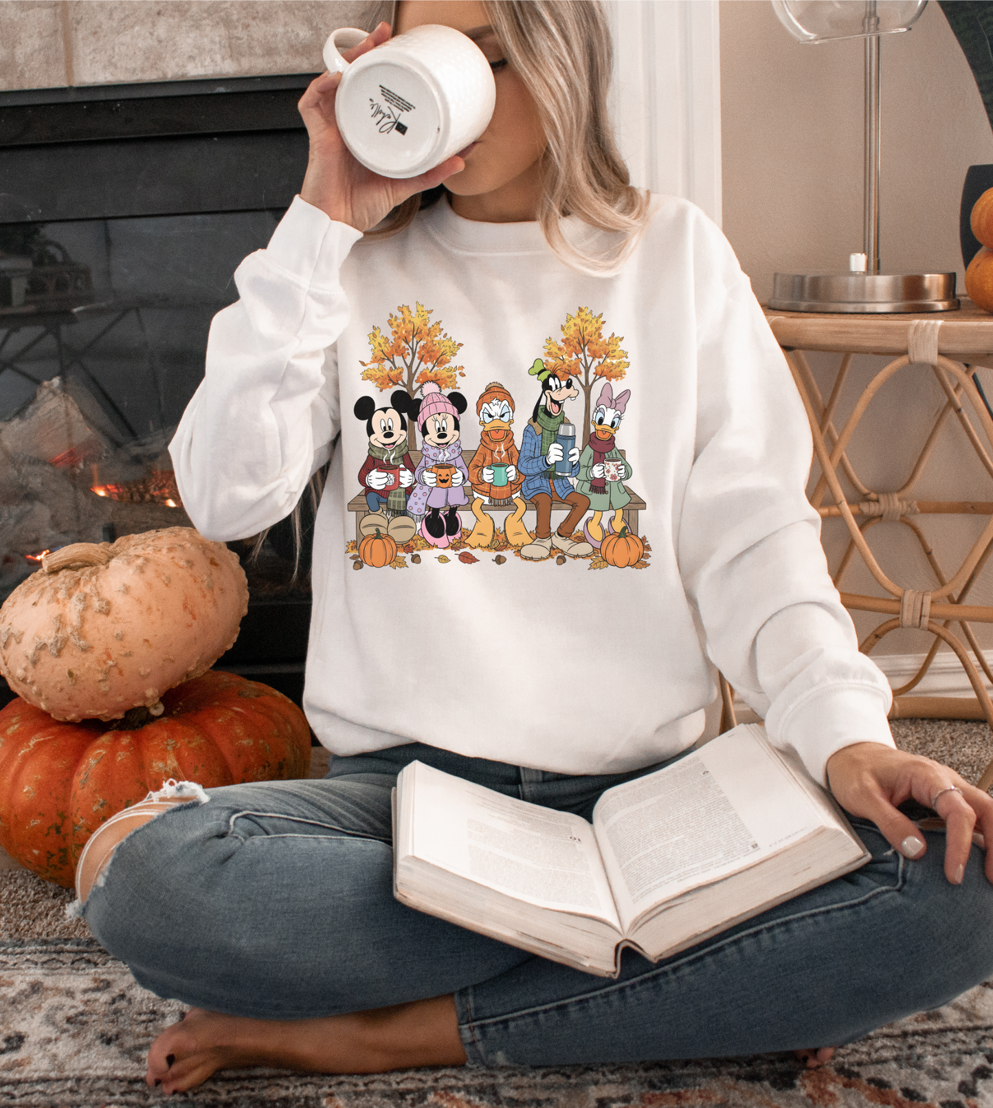 FALL MICKEY MOUSE + FRIENDS CREWNECK SWEATSHIRT