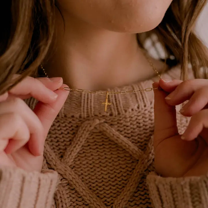 DEEPLY LOVED FULLY KNOWN CROSS NECKLACE