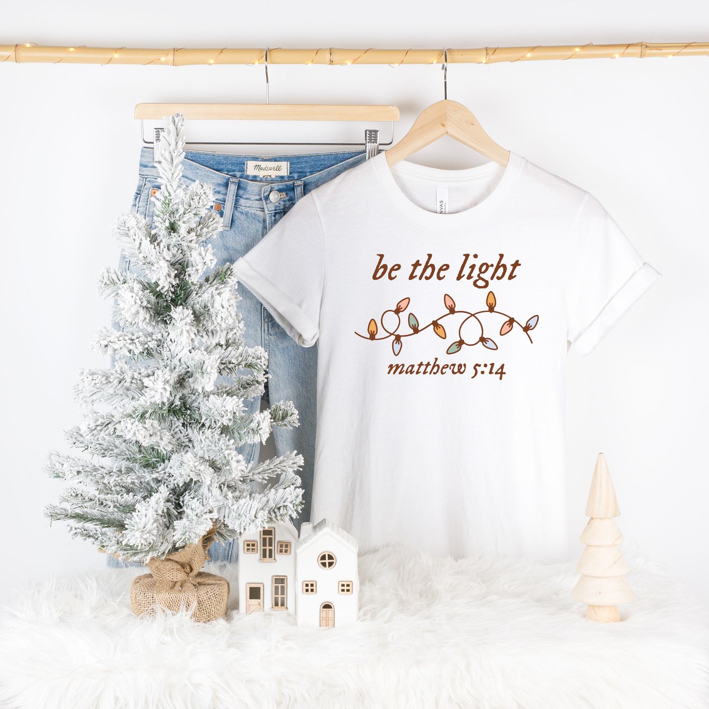 BE THE LIGHT MATTHEW 5:14 CHRISTIAN CHRISTMAS TEE