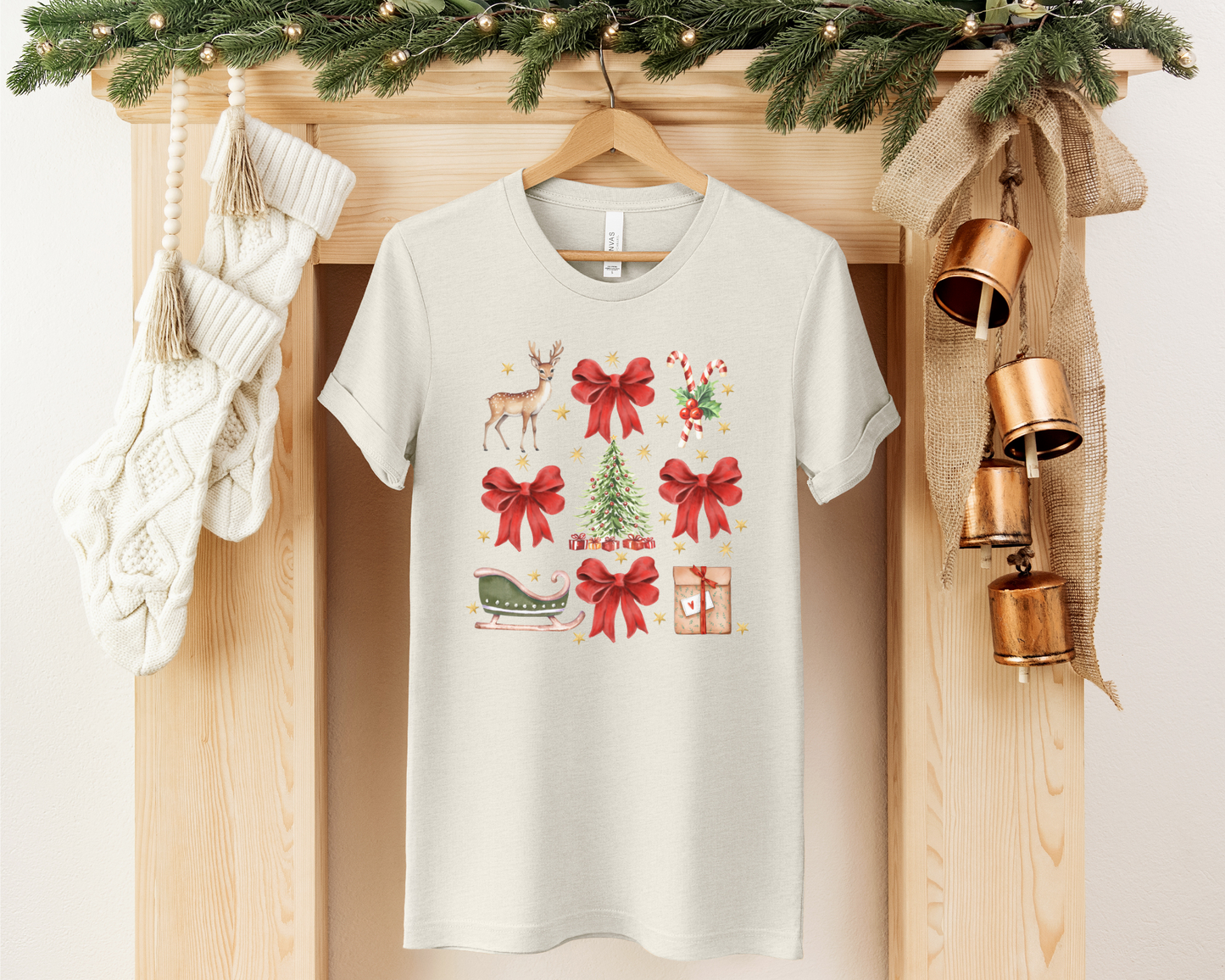 VINTAGE RETRO BOW CHRISTMAS GRAPHIC TEE