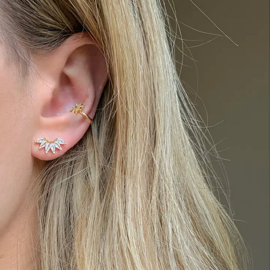 FAN GIRL CRYSTAL STUD EARRINGS