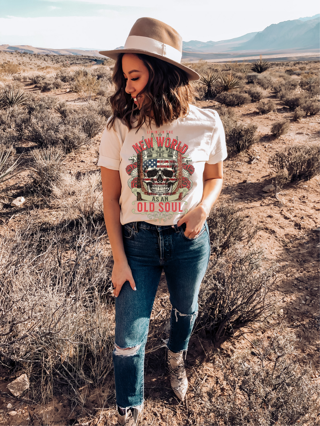LIVING IN A NEW WORLD WITH AN OLD SOUL SKULL VINTAGE GRAPHIC TEE